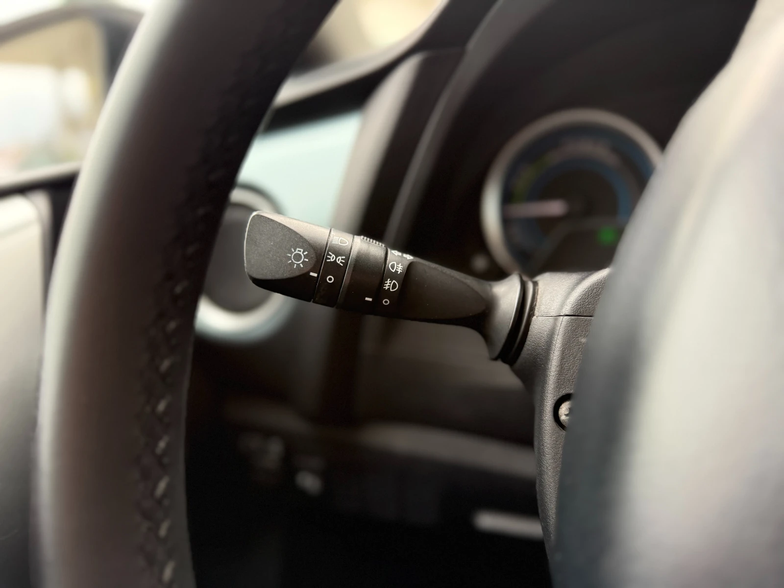 Toyota Auris 6 ������ ��������/1.8Hybrid 99�� ������� ������!!! | Mobile.bg � ����������� 16