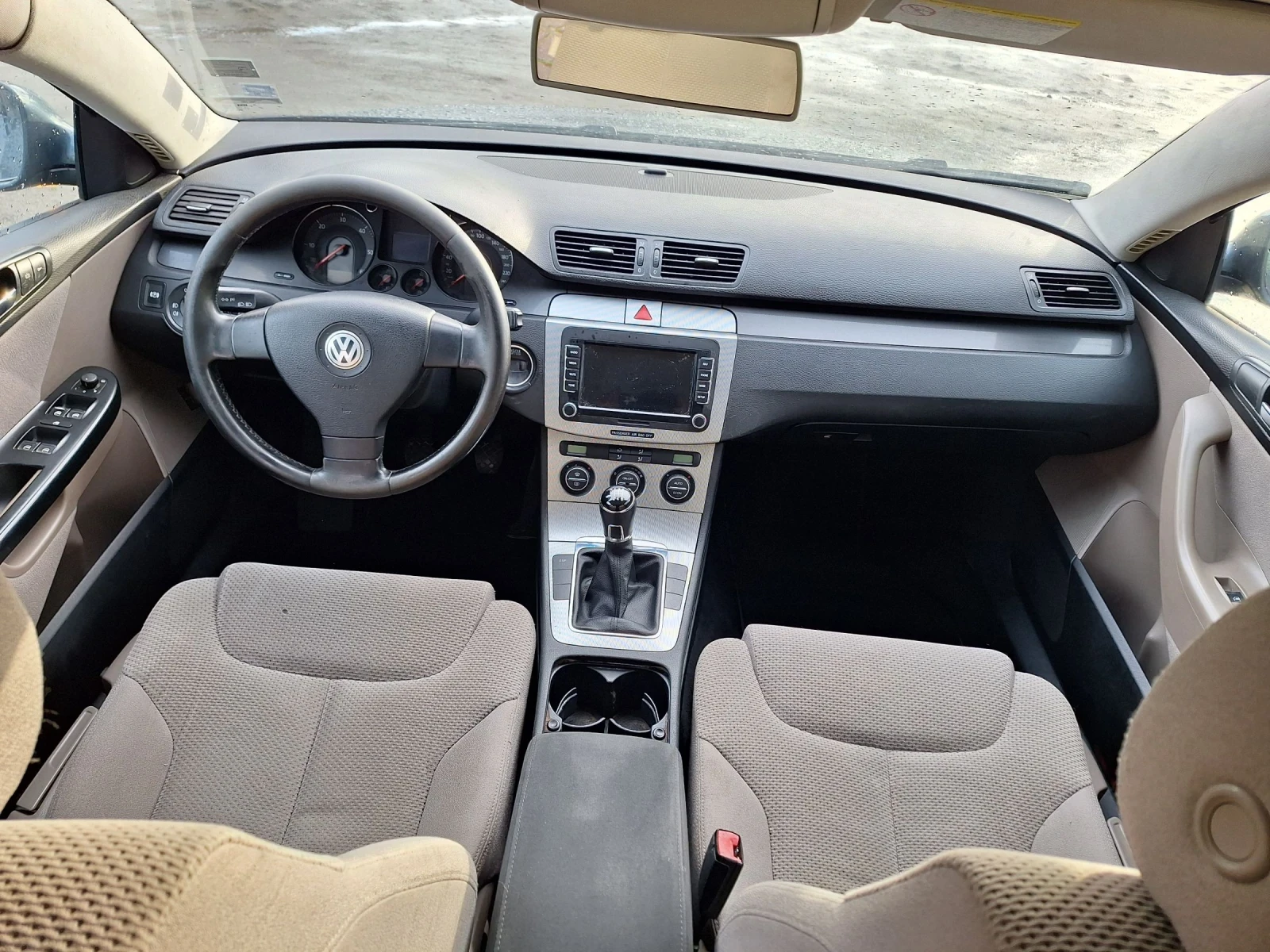VW Passat 2.0 140к.с.НАВИГАЦИЯ, снимка 7 - Автомобили и джипове - 54058456