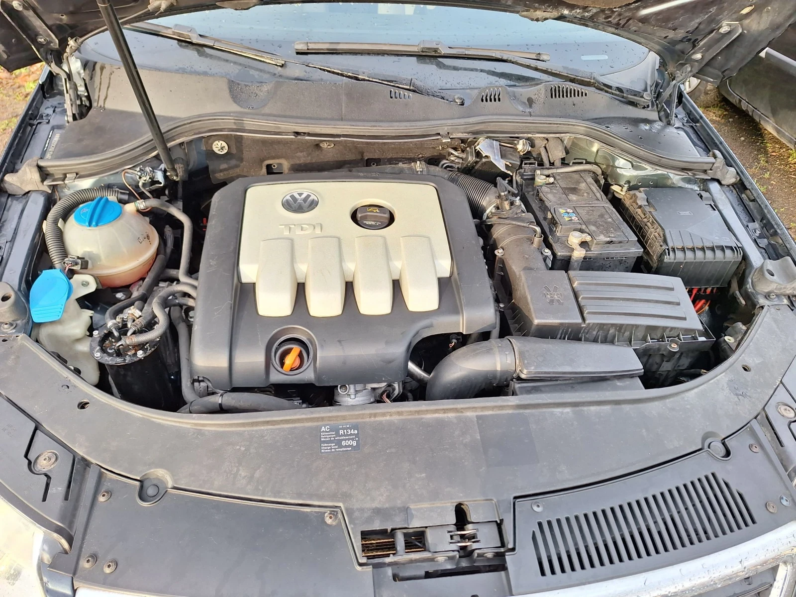 VW Passat 2.0 140к.с.НАВИГАЦИЯ, снимка 11 - Автомобили и джипове - 54058456