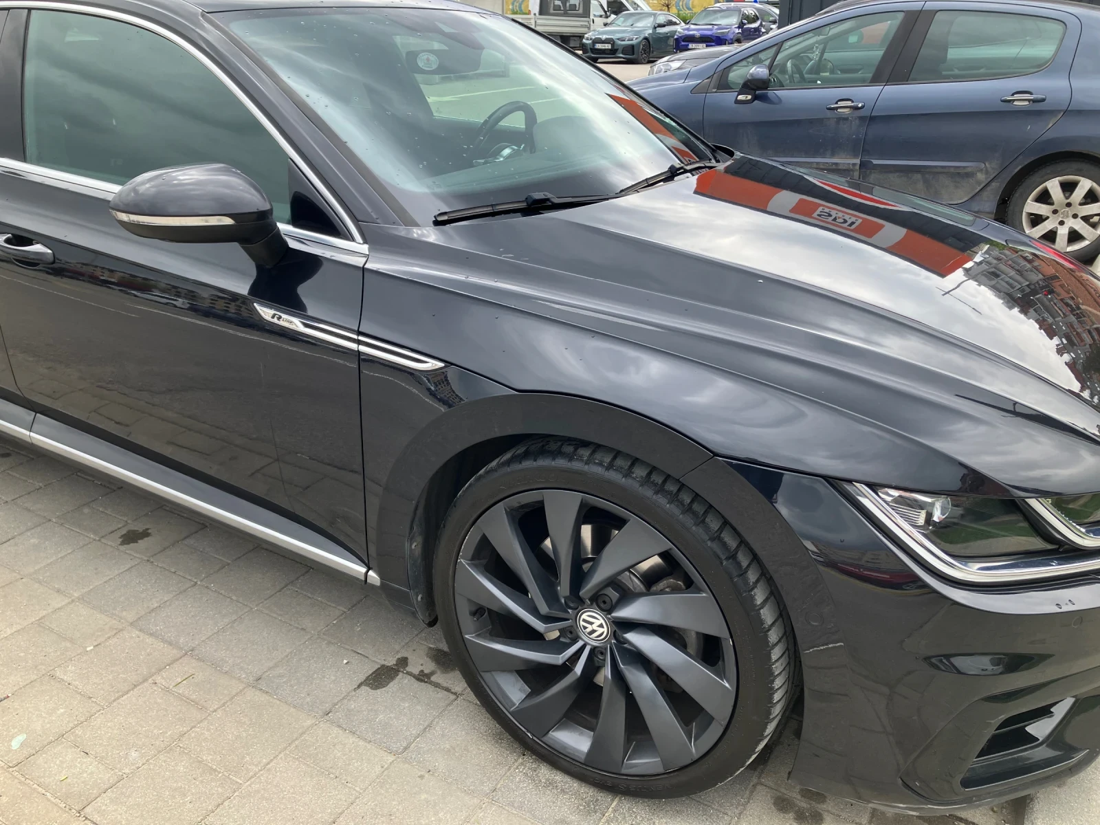 VW Arteon 2.0 TDI 4MOTION R-line, снимка 16 - Автомобили и джипове - 54390173