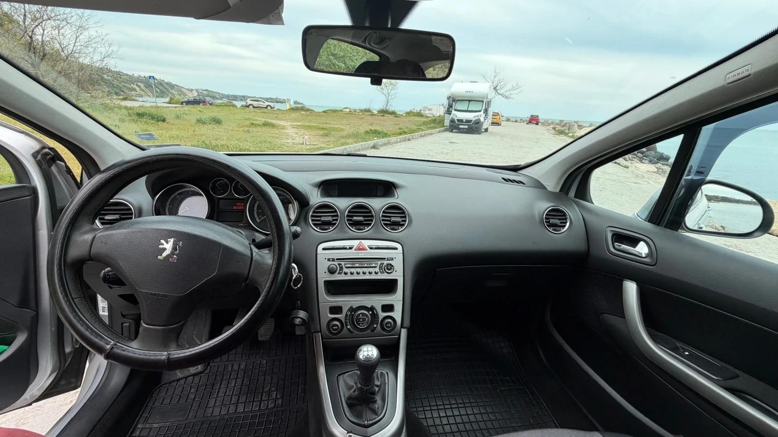 Peugeot 308 1.6HDi, снимка 13 - Автомобили и джипове - 54442118