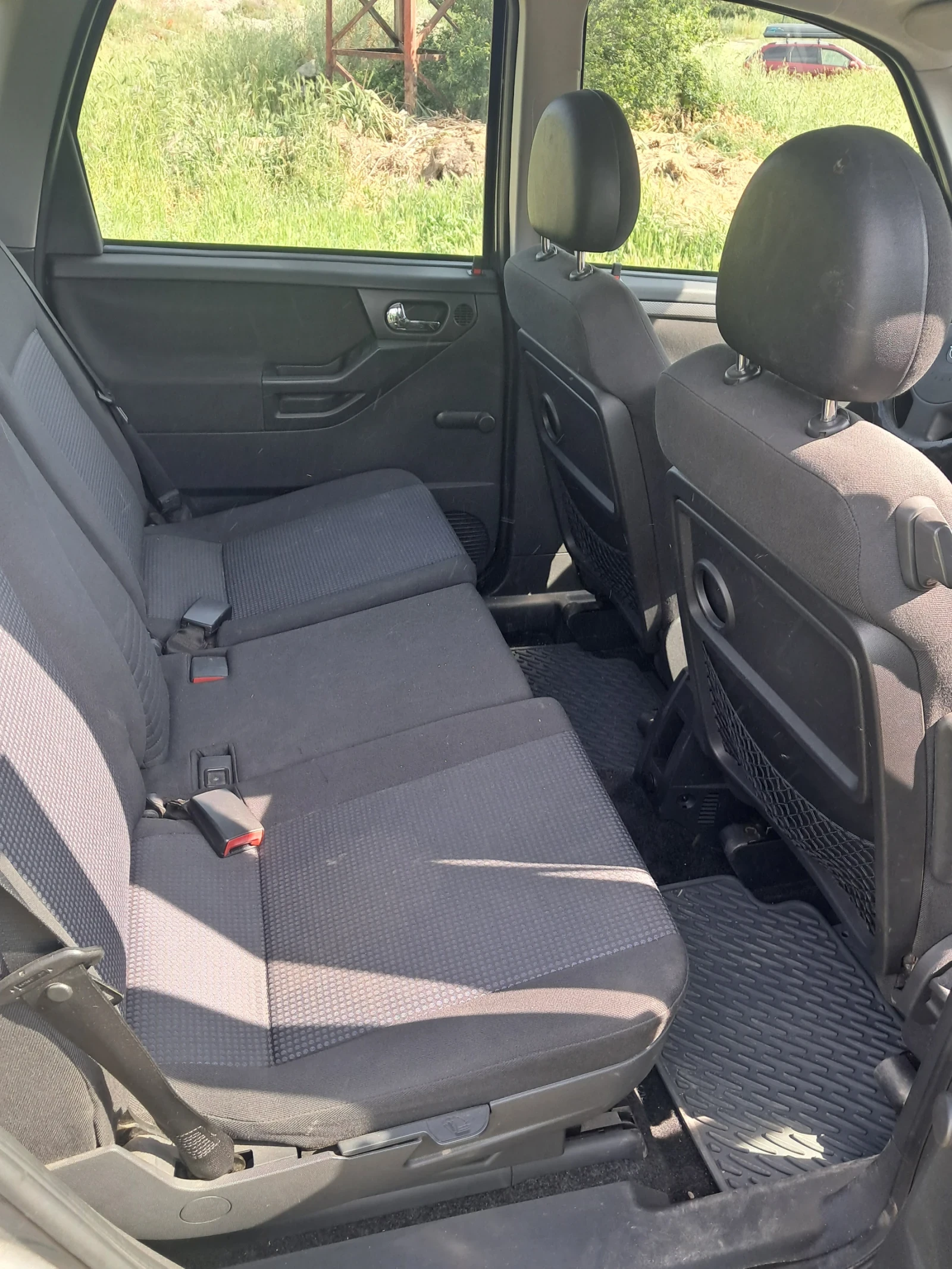 Opel Meriva, снимка 6 - Автомобили и джипове - 54601716
