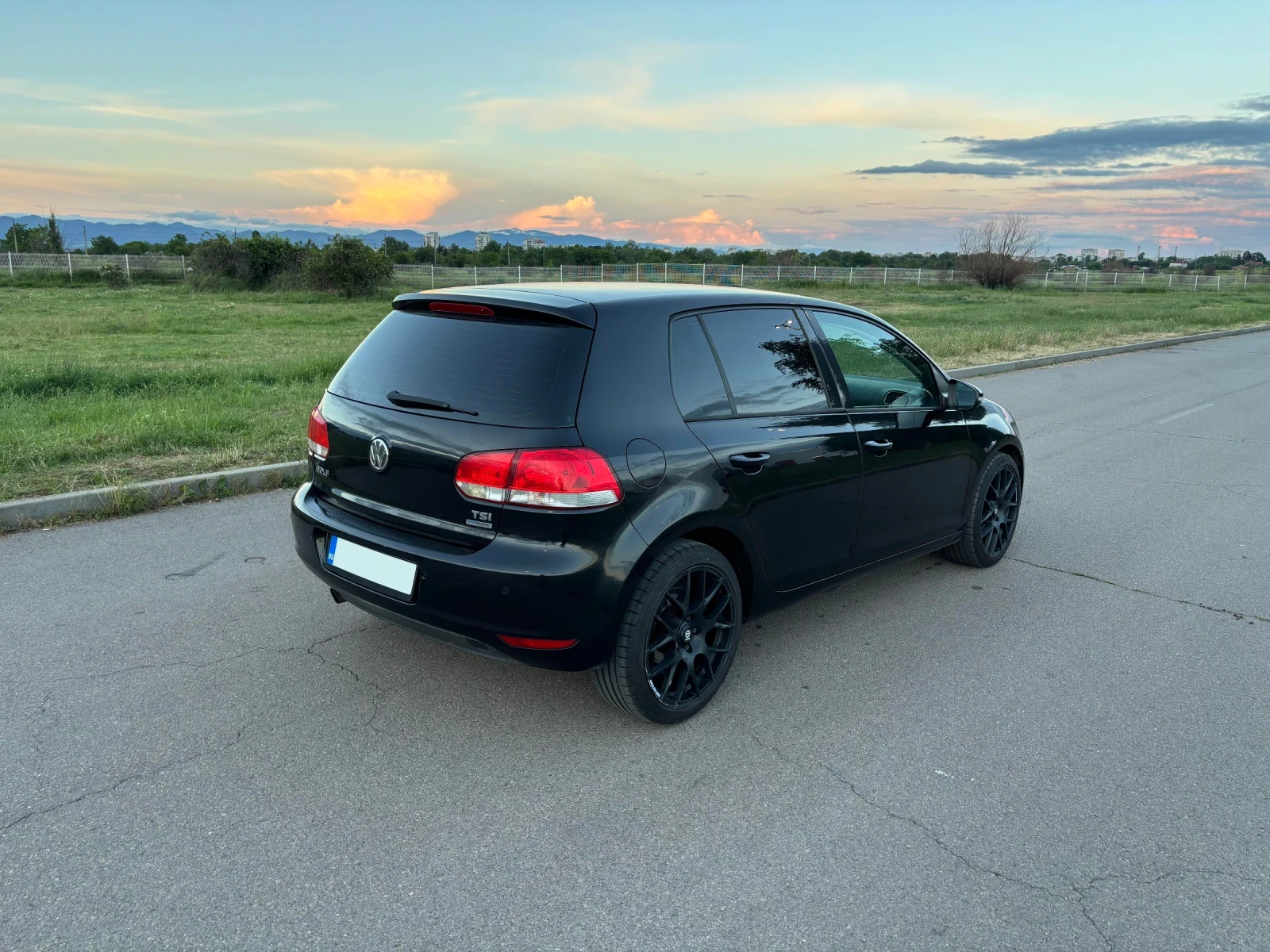 VW Golf - 1.2 TSI - Blue Motion реални км., снимка 3 - Автомобили и джипове - 54796662