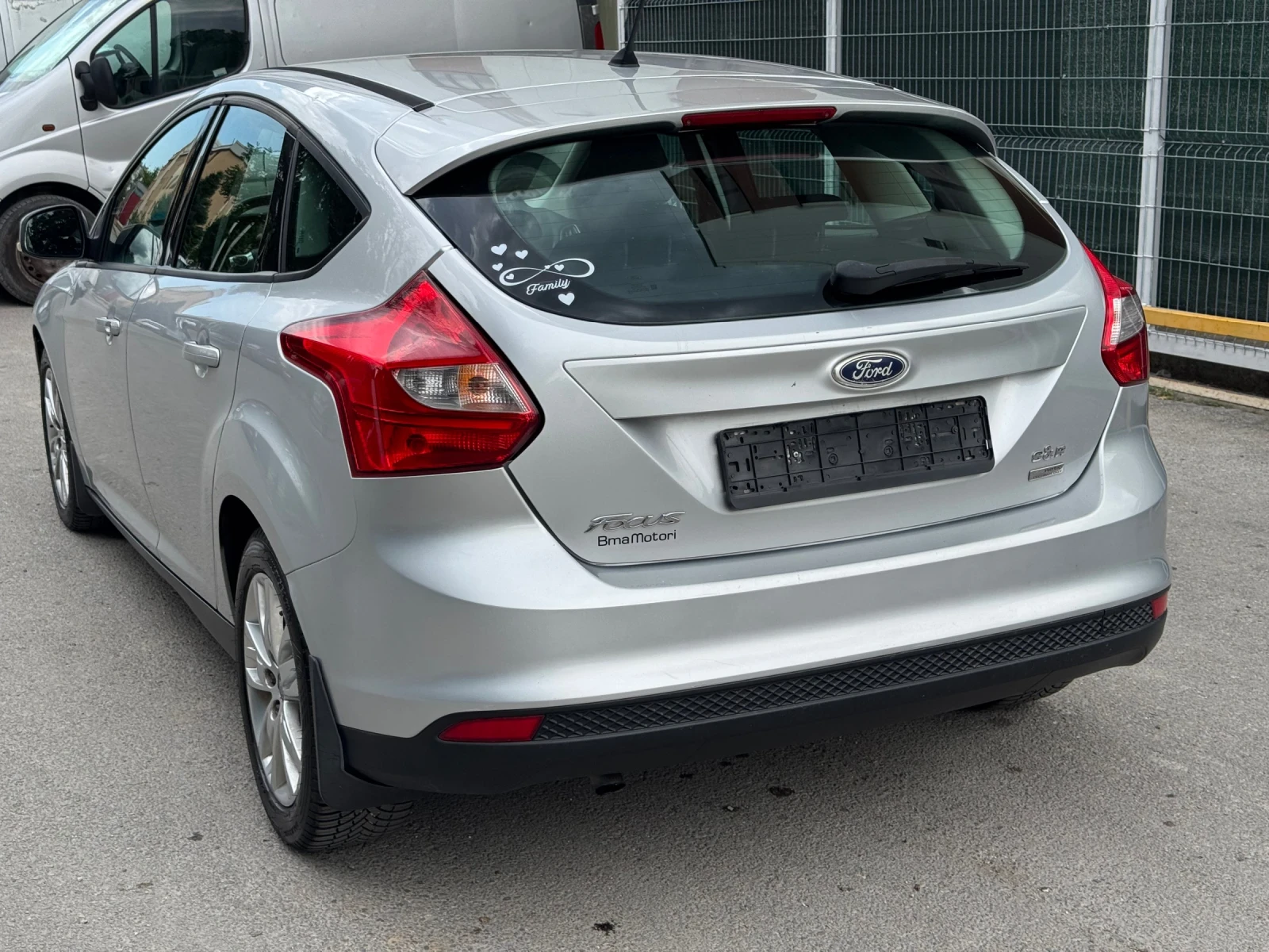 Ford Focus 1000-125 �� ��� ���  6 ��������  | Mobile.bg � ����������� 4