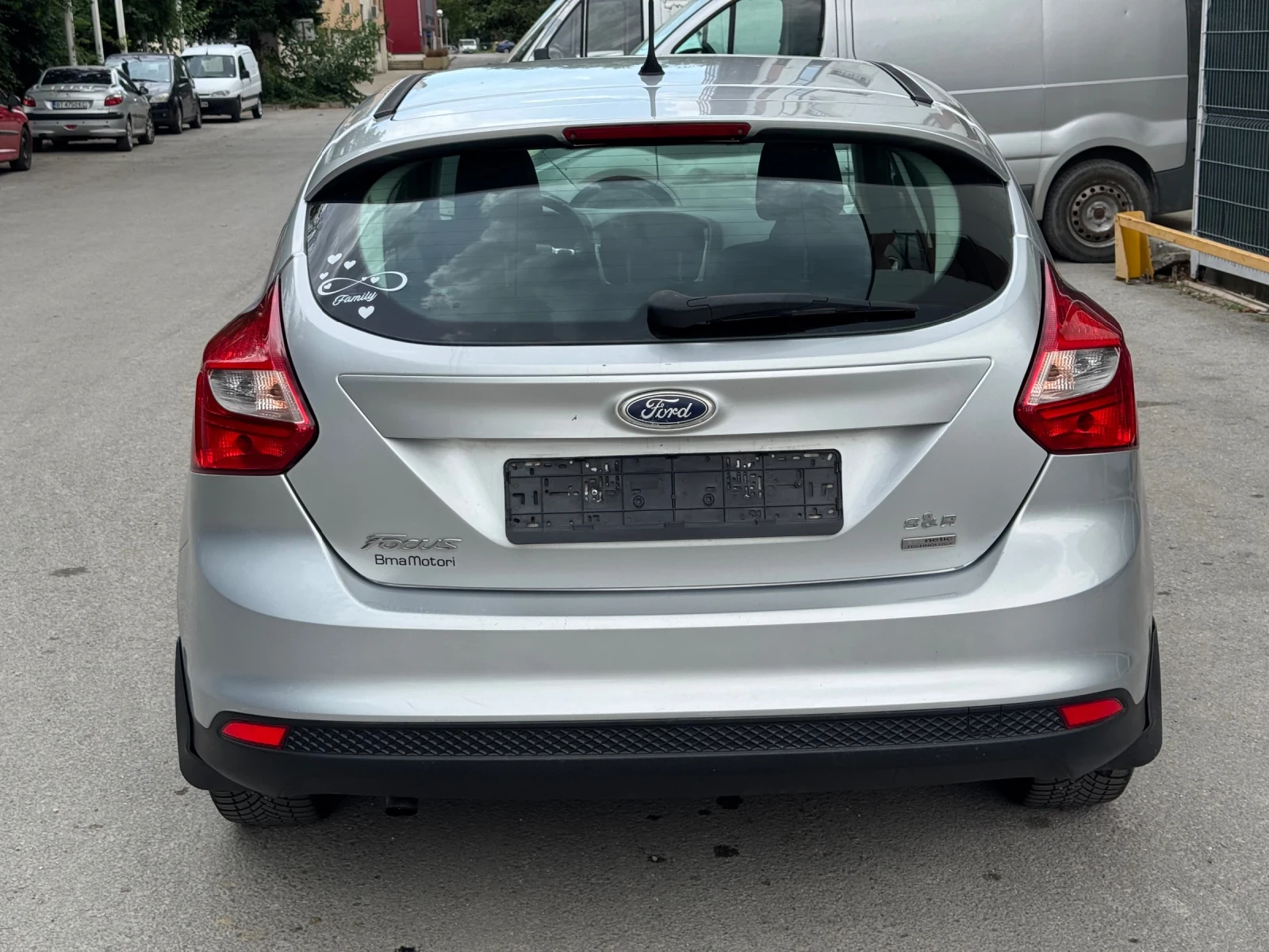 Ford Focus 1000-125 �� ��� ���  6 ��������  | Mobile.bg � ����������� 6