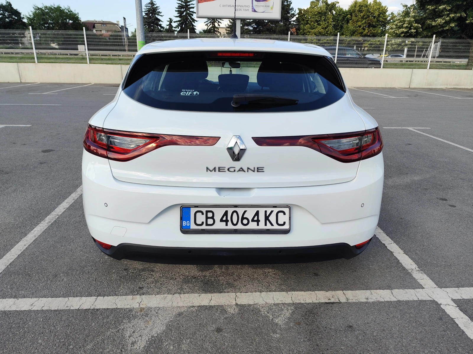 Renault Megane IV 1.6 SCe | БГ, снимка 8 - Автомобили и джипове - 55225776