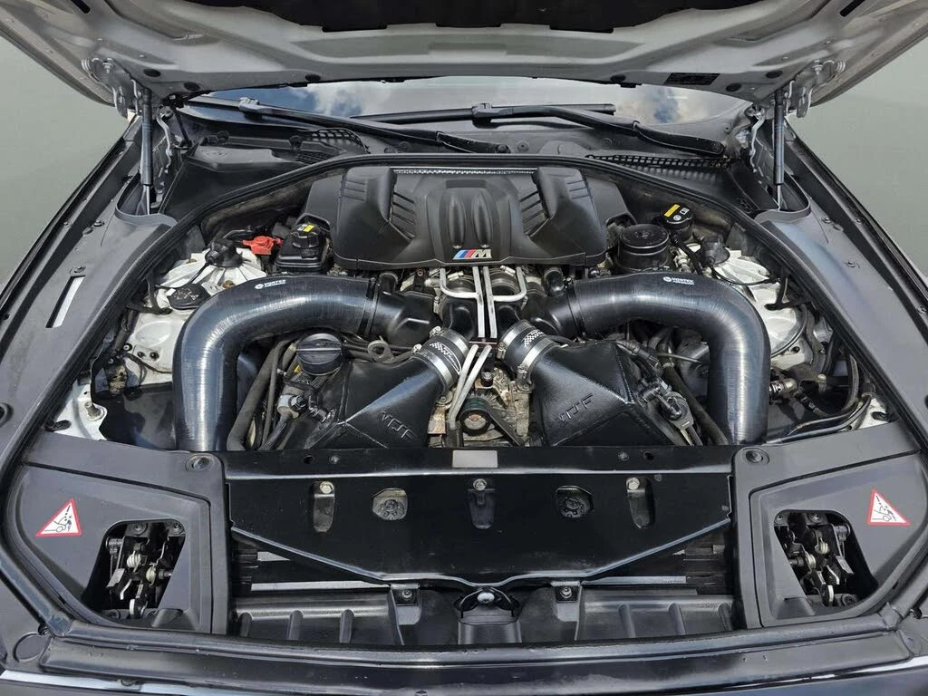 BMW M5 M SPORT + HEAD UP/360CAM/PANORAMA/FULL, снимка 15 - Автомобили и джипове - 55347979