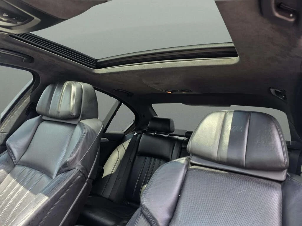 BMW M5 M SPORT + HEAD UP/360CAM/PANORAMA/FULL, снимка 8 - Автомобили и джипове - 55347979