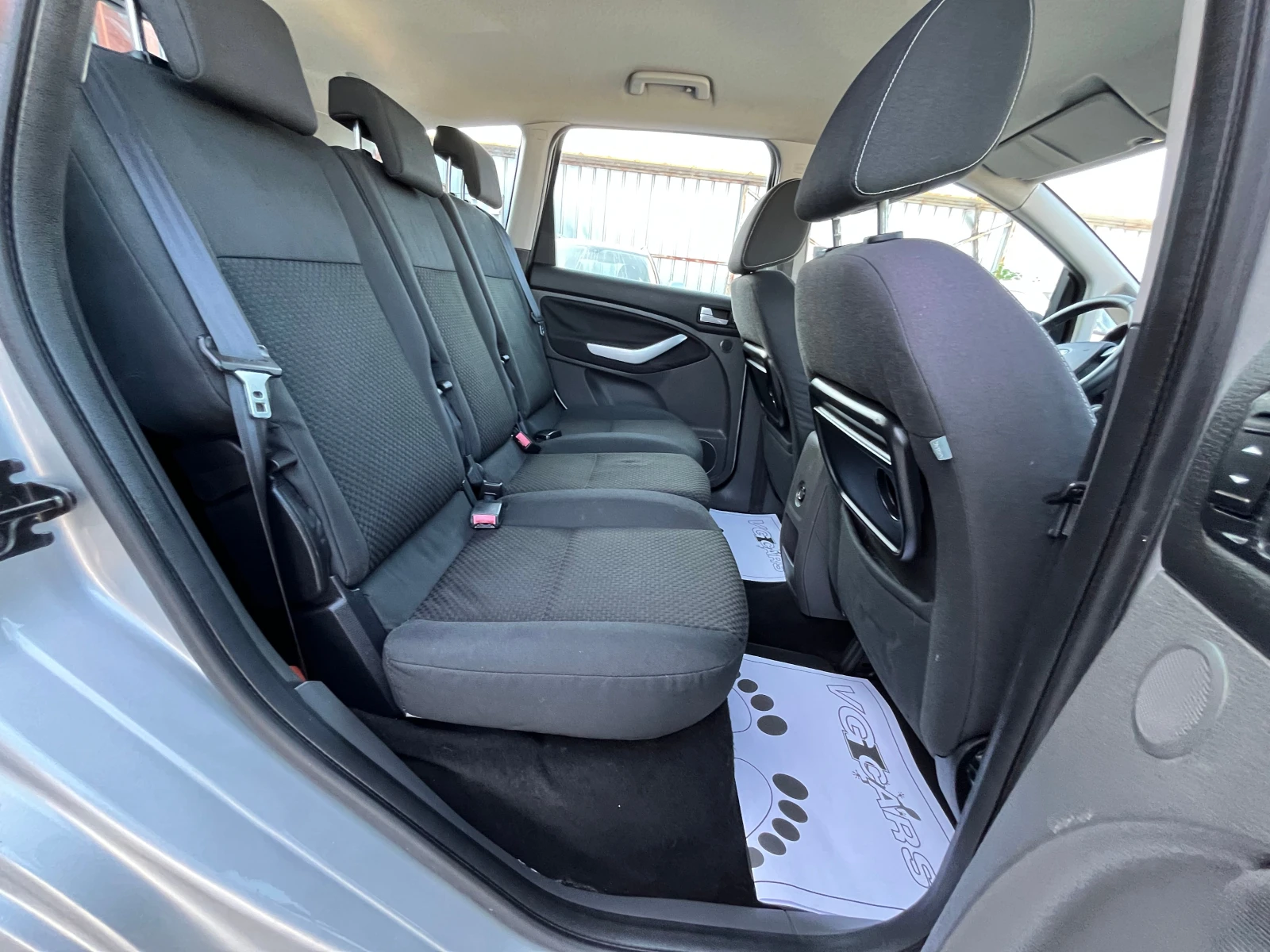 Ford C-max 2.0i, 146ck, ГАЗ, ЛИЗИНГ, снимка 14 - Автомобили и джипове - 55396294