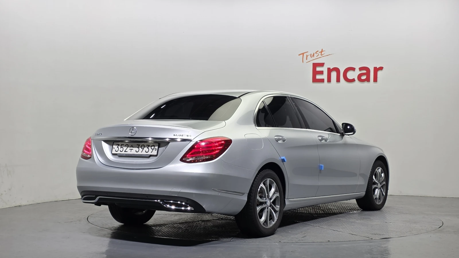 Mercedes-Benz C 220, снимка 3 - Автомобили и джипове - 55415914