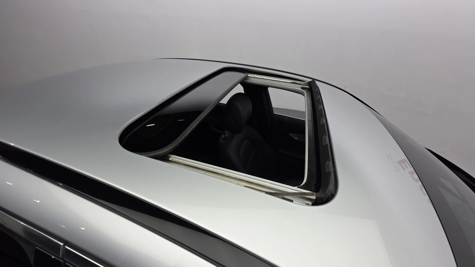 Mercedes-Benz C 220, снимка 5 - Автомобили и джипове - 55415914