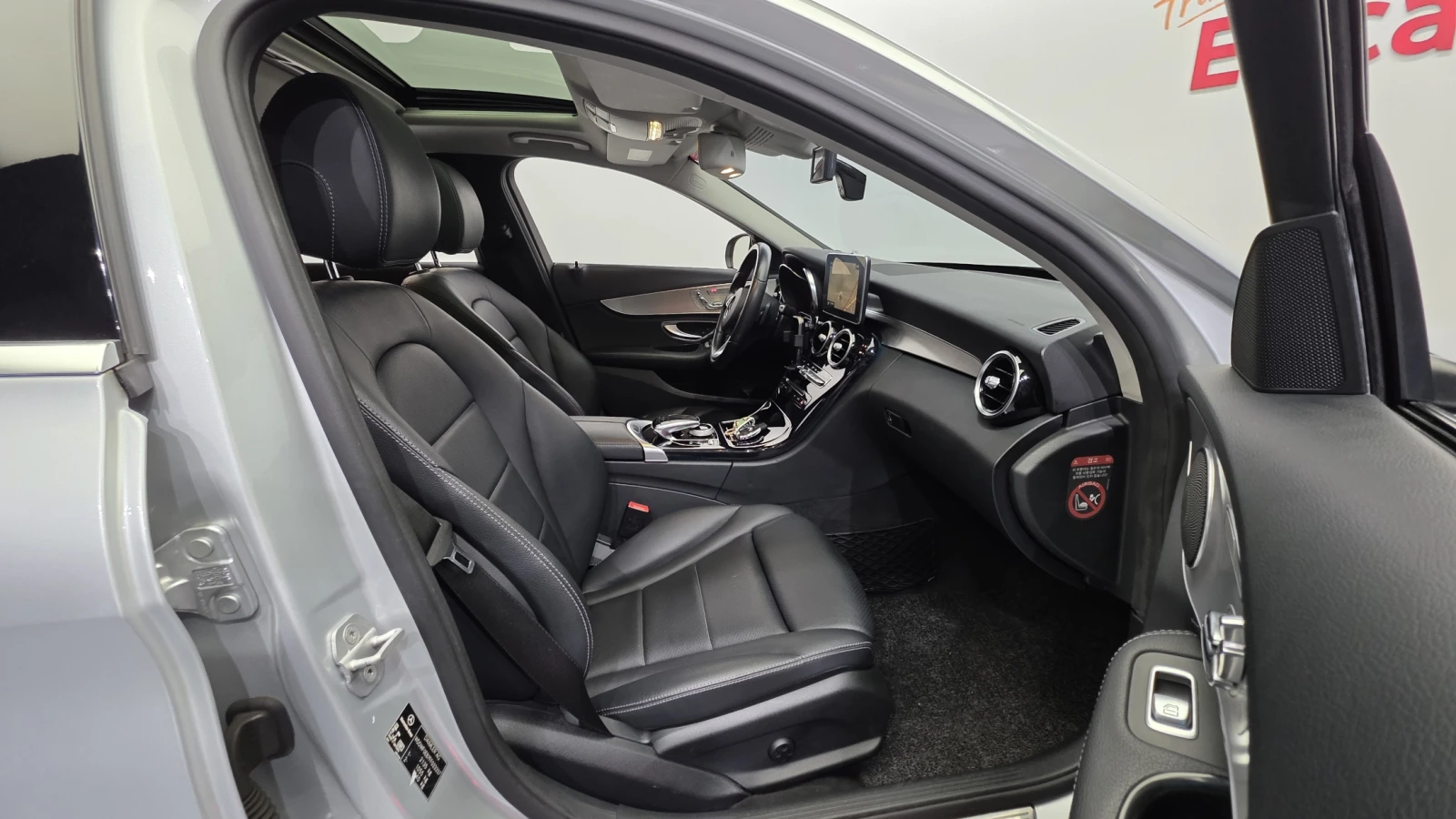Mercedes-Benz C 220, снимка 12 - Автомобили и джипове - 55415914