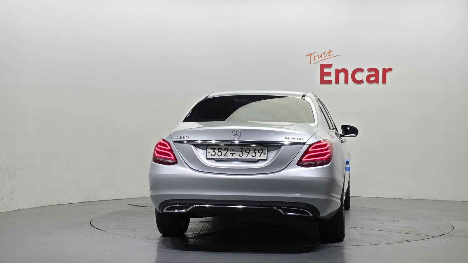 Mercedes-Benz C 220, снимка 4 - Автомобили и джипове - 55415914