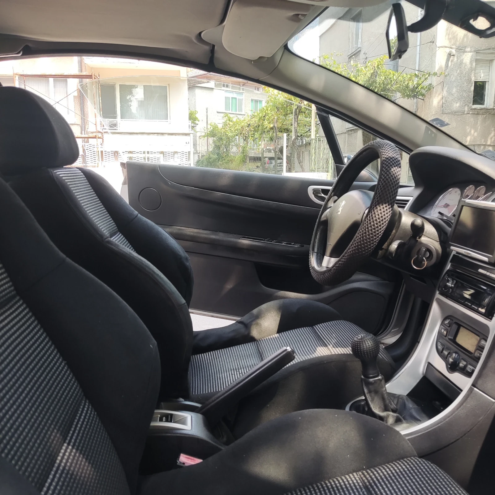 Peugeot 307 2.0i Газ/Бензин, снимка 8 - Автомобили и джипове - 55581185