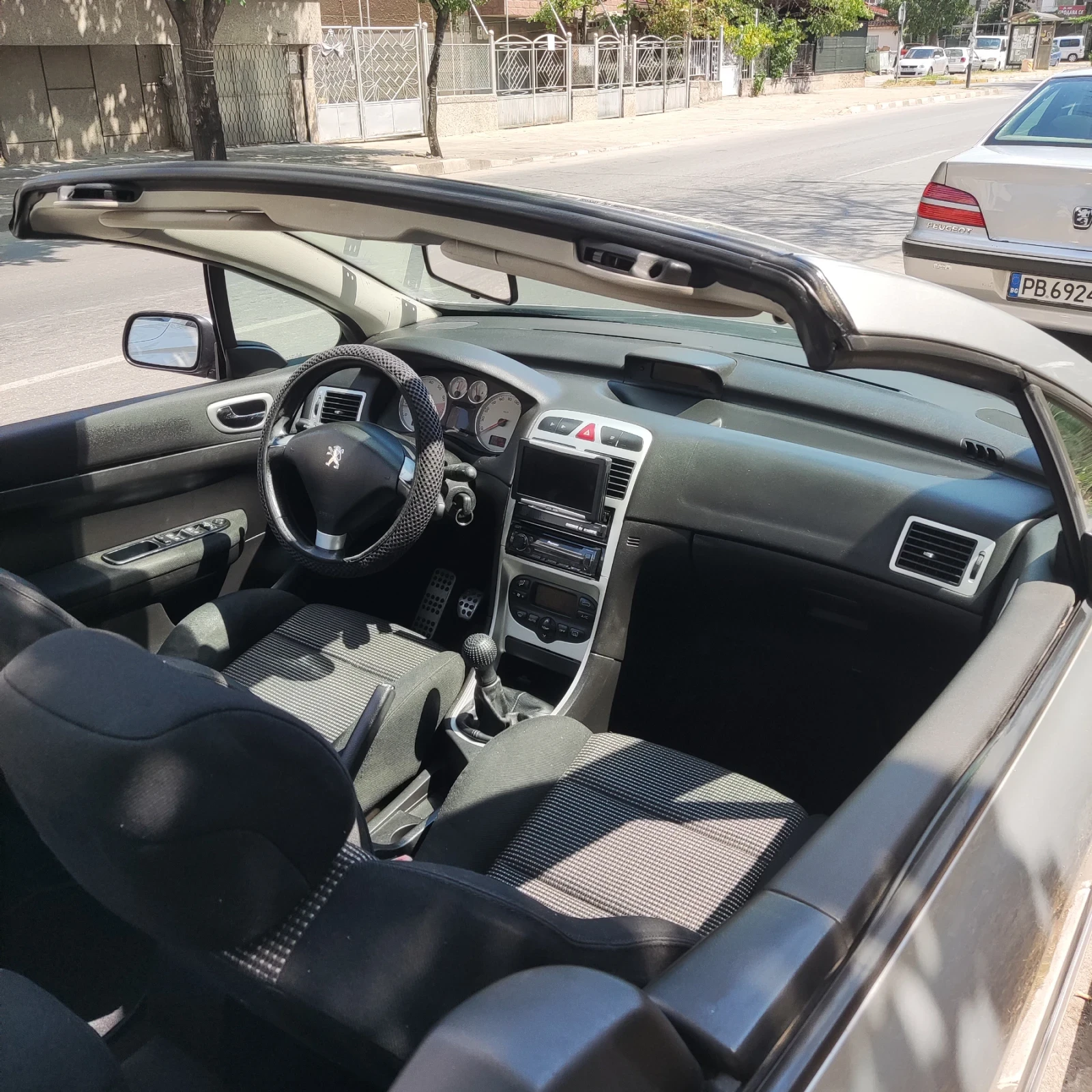 Peugeot 307 2.0i Газ/Бензин, снимка 3 - Автомобили и джипове - 55581185