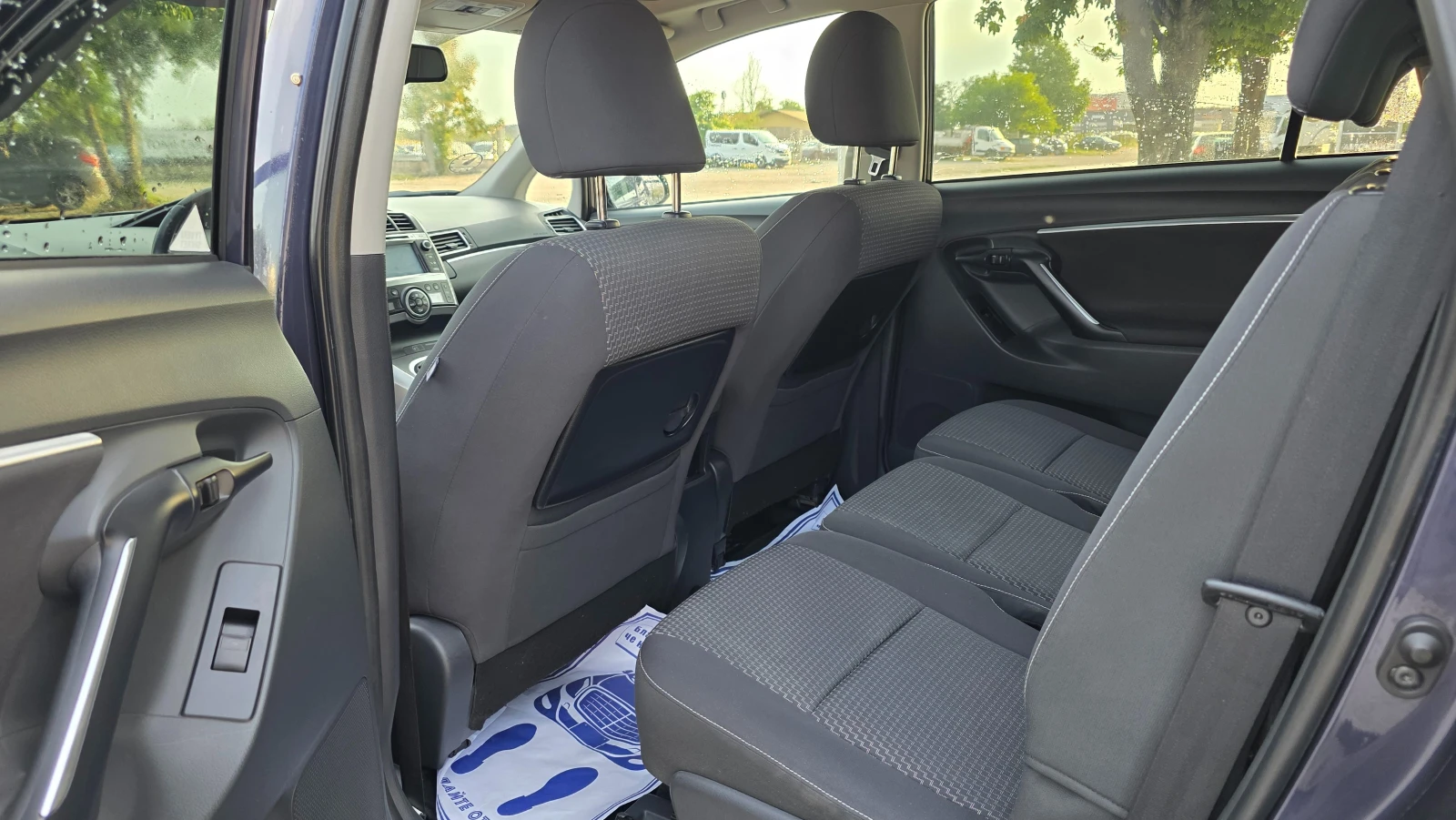 Toyota Verso 1.6d/109hp/7m | Mobile.bg � ����������� 10