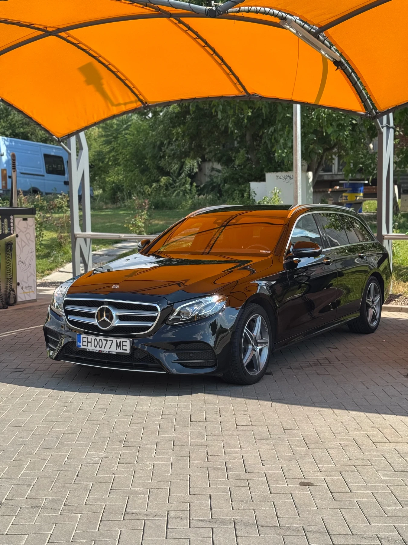 Mercedes-Benz E 400, снимка 5 - Автомобили и джипове - 55627993