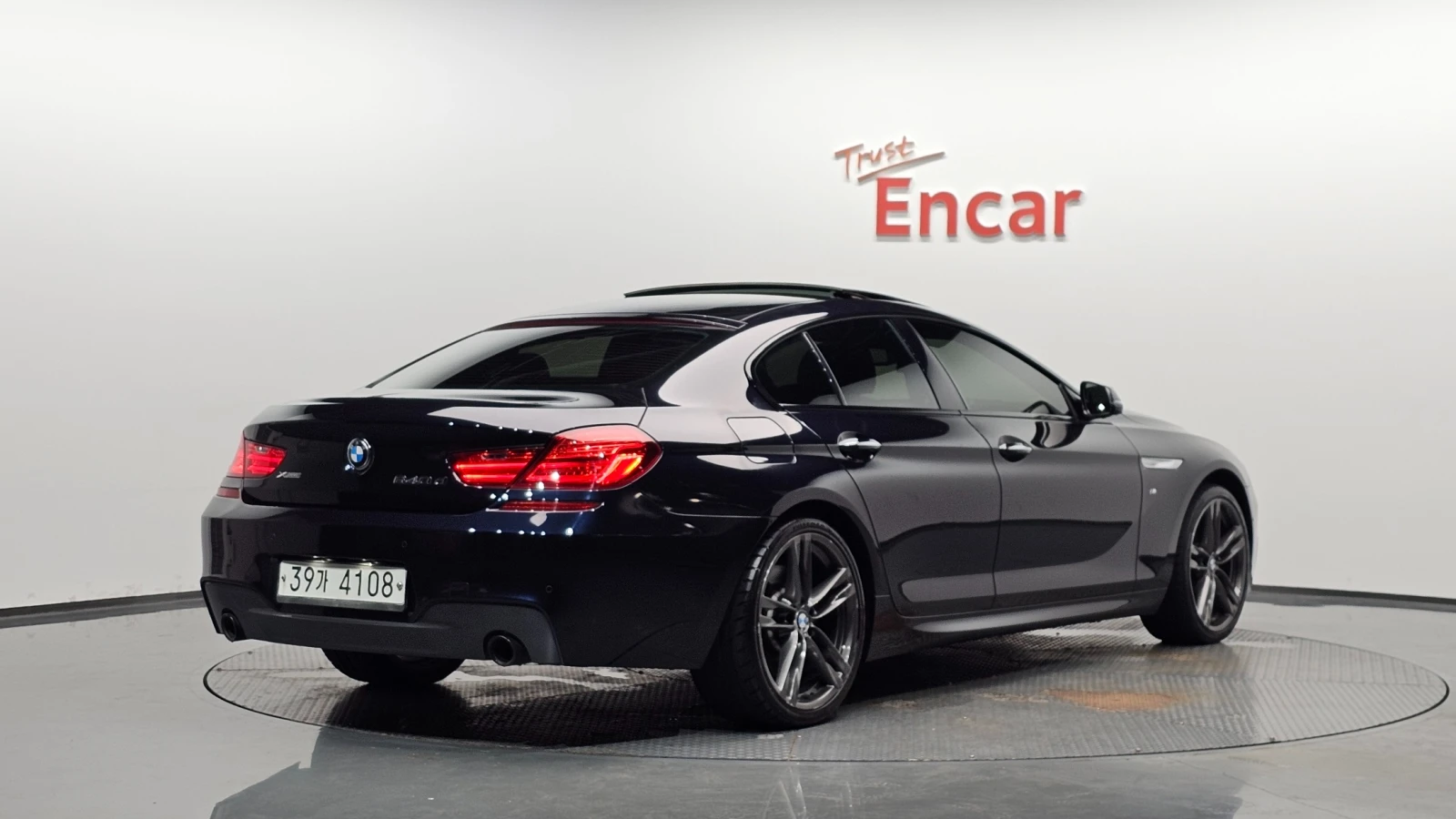 BMW 640 M SHADOW* HEAD UP* DIGITAL COCKPIT* PANO* 360* , снимка 5 - Автомобили и джипове - 55655721