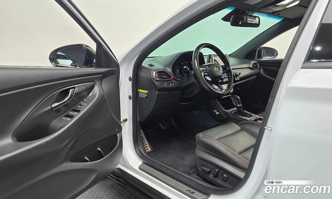Hyundai I30 1.6 Turbo N Line, снимка 12 - Автомобили и джипове - 55945463