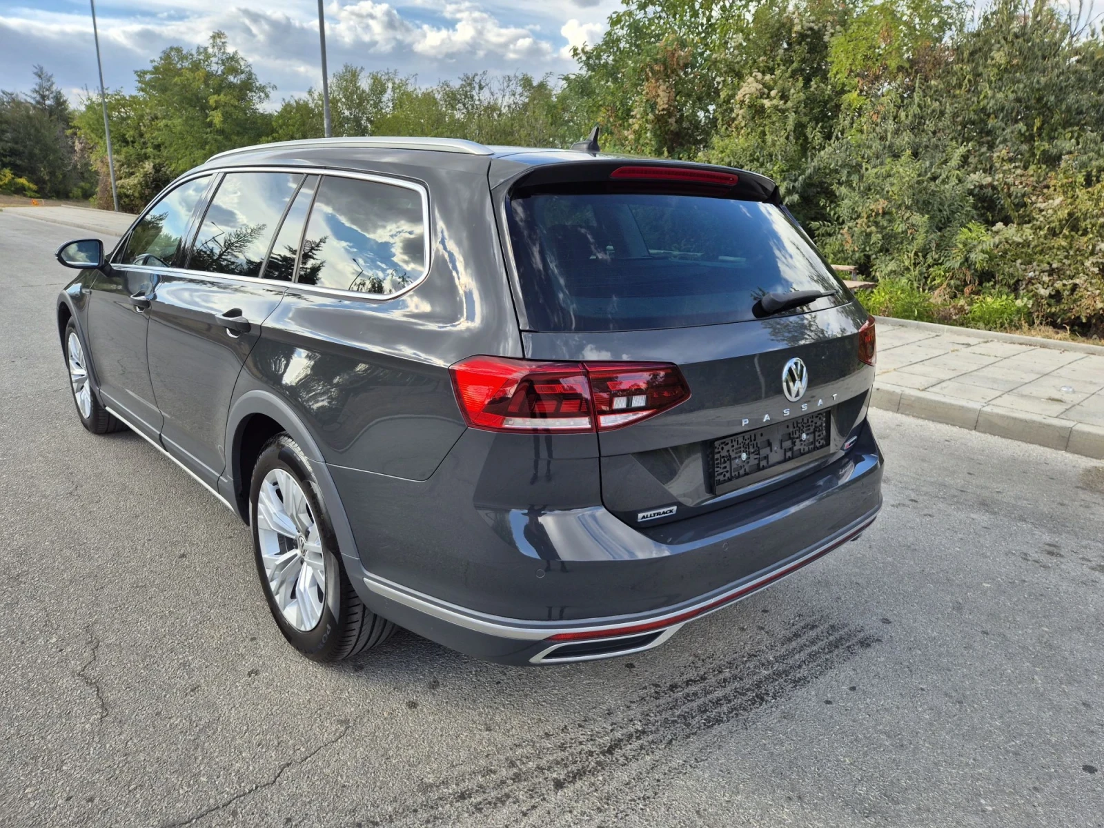 VW Passat Allltrack Face 2.0TDI 4Motion 190кс, снимка 4 - Автомобили и джипове - 56205672