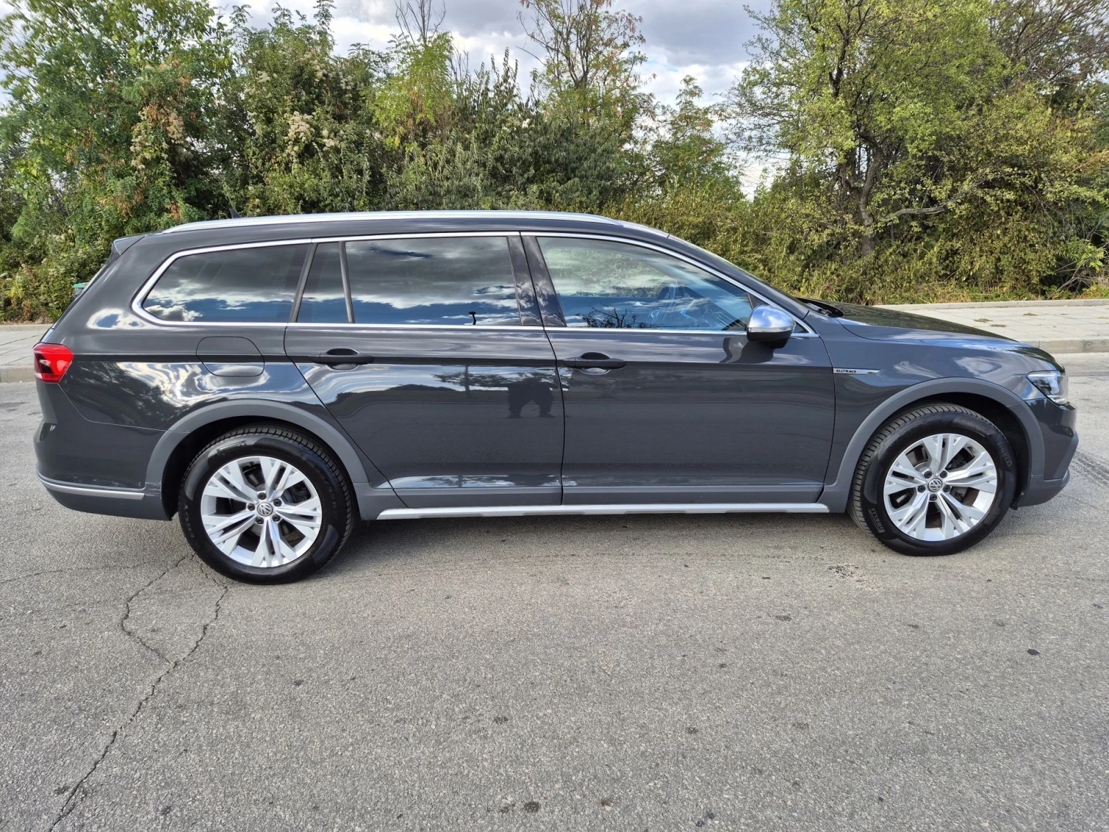 VW Passat Allltrack Face 2.0TDI 4Motion 190кс, снимка 8 - Автомобили и джипове - 56205672