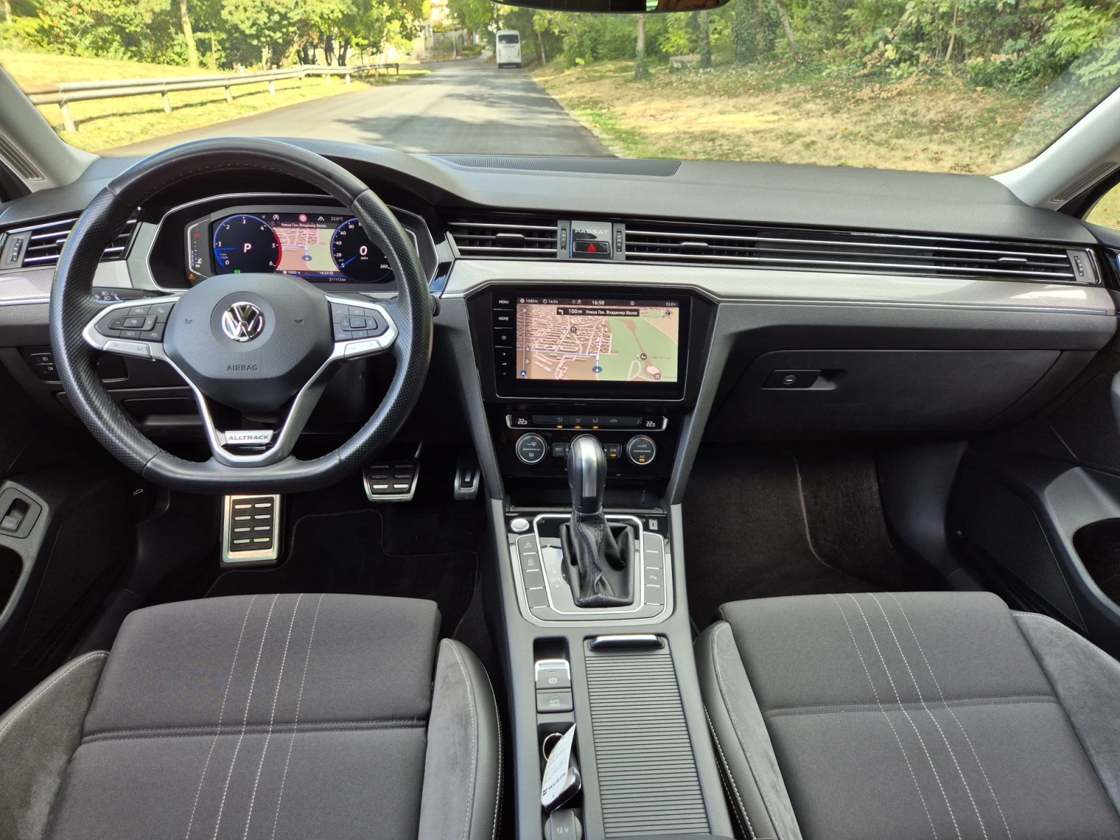 VW Passat Allltrack Face 2.0TDI 4Motion 190кс, снимка 9 - Автомобили и джипове - 56205672