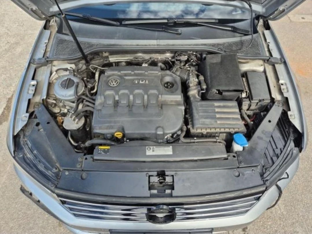VW Passat, снимка 8 - Автомобили и джипове - 56662817