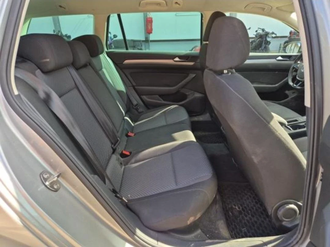 VW Passat, снимка 6 - Автомобили и джипове - 56662817