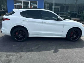 Alfa Romeo Stelvio  Veloce | DISTRONIC | PANO | RED INT , снимка 4