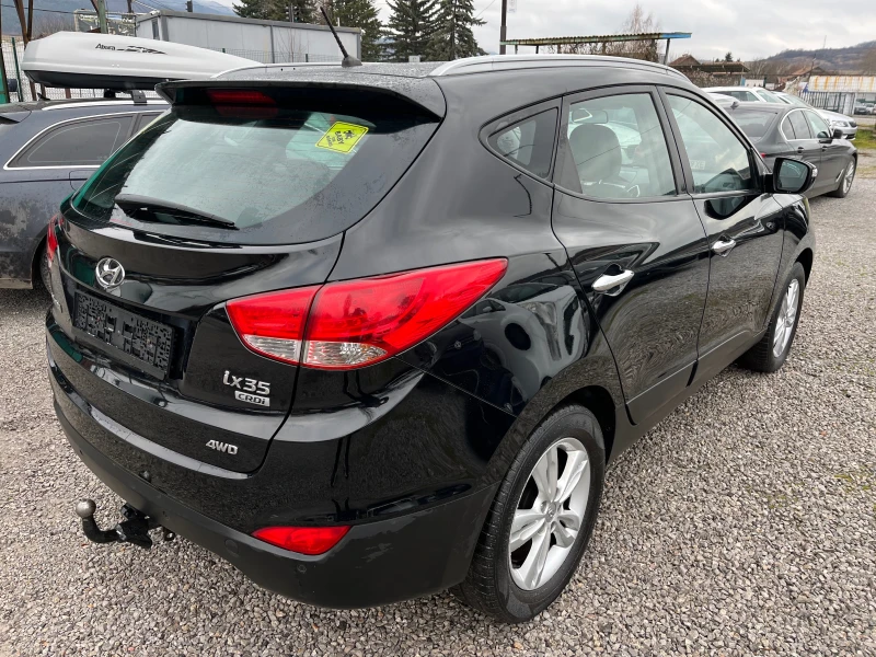 Hyundai IX35 2.0crdi 4x4 top, снимка 4 - Автомобили и джипове - 48570400