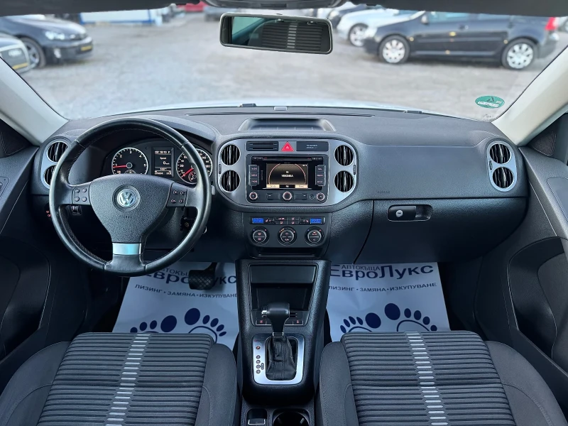 VW Tiguan 2.0TDI 140кс 4х4 АВТОМАТИК НАВИ ПОДГРЕВ МУЛТИ , снимка 9 - Автомобили и джипове - 49588782