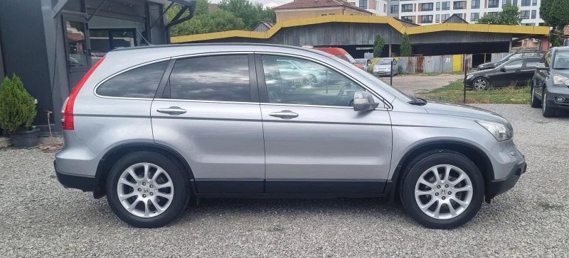 Honda Cr-v 2.0 i-VTEC 4x4 Екзекютив!, снимка 4 - Автомобили и джипове - 51481849