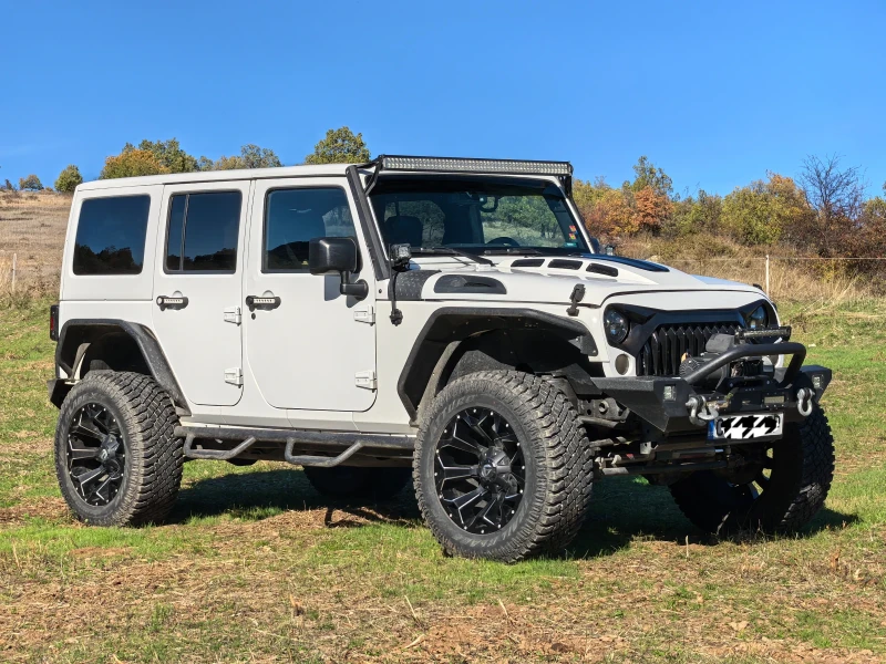 Jeep Wrangler SAHARA, снимка 6 - Автомобили и джипове - 52474497