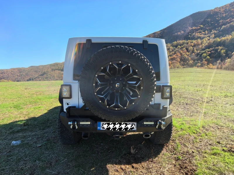 Jeep Wrangler SAHARA, снимка 9 - Автомобили и джипове - 52474497