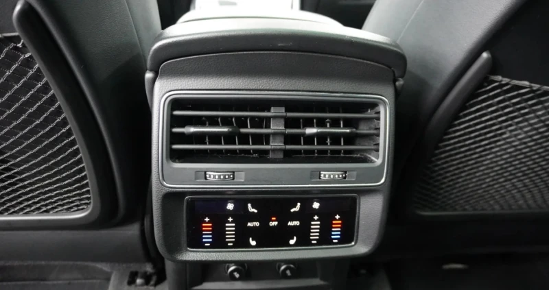 Audi RSQ8 4.0 TFSI Quattro, снимка 9 - Автомобили и джипове - 52472720