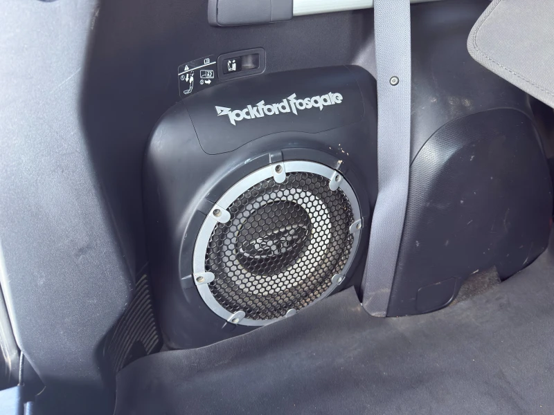 Mitsubishi Outlander 2.0 TDI, снимка 12 - Автомобили и джипове - 52748724