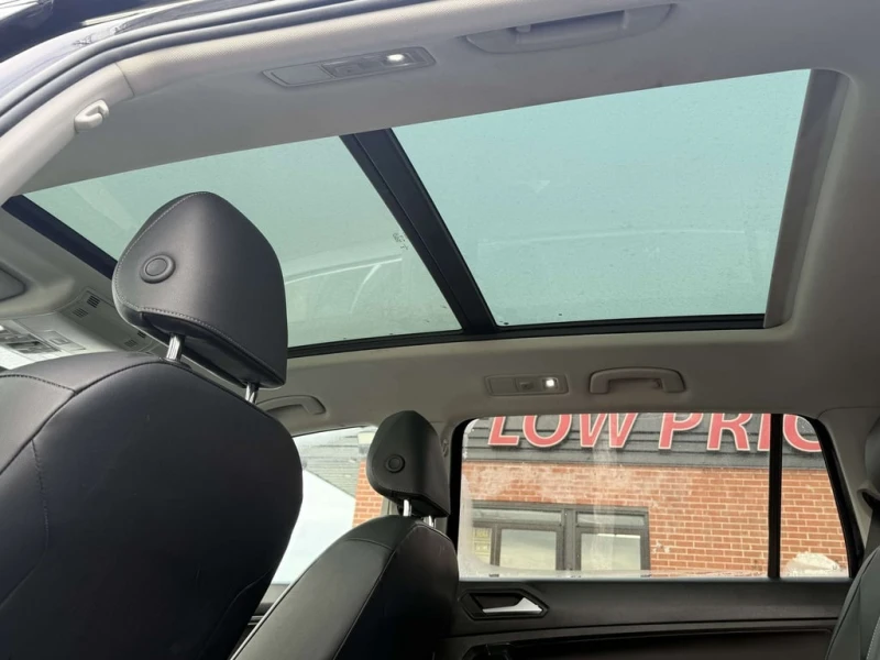 VW Tiguan * 4Motion SE, 4Motion SEL * CARFAX * ЦЕНА ДО БГ, снимка 16 - Автомобили и джипове - 53382370