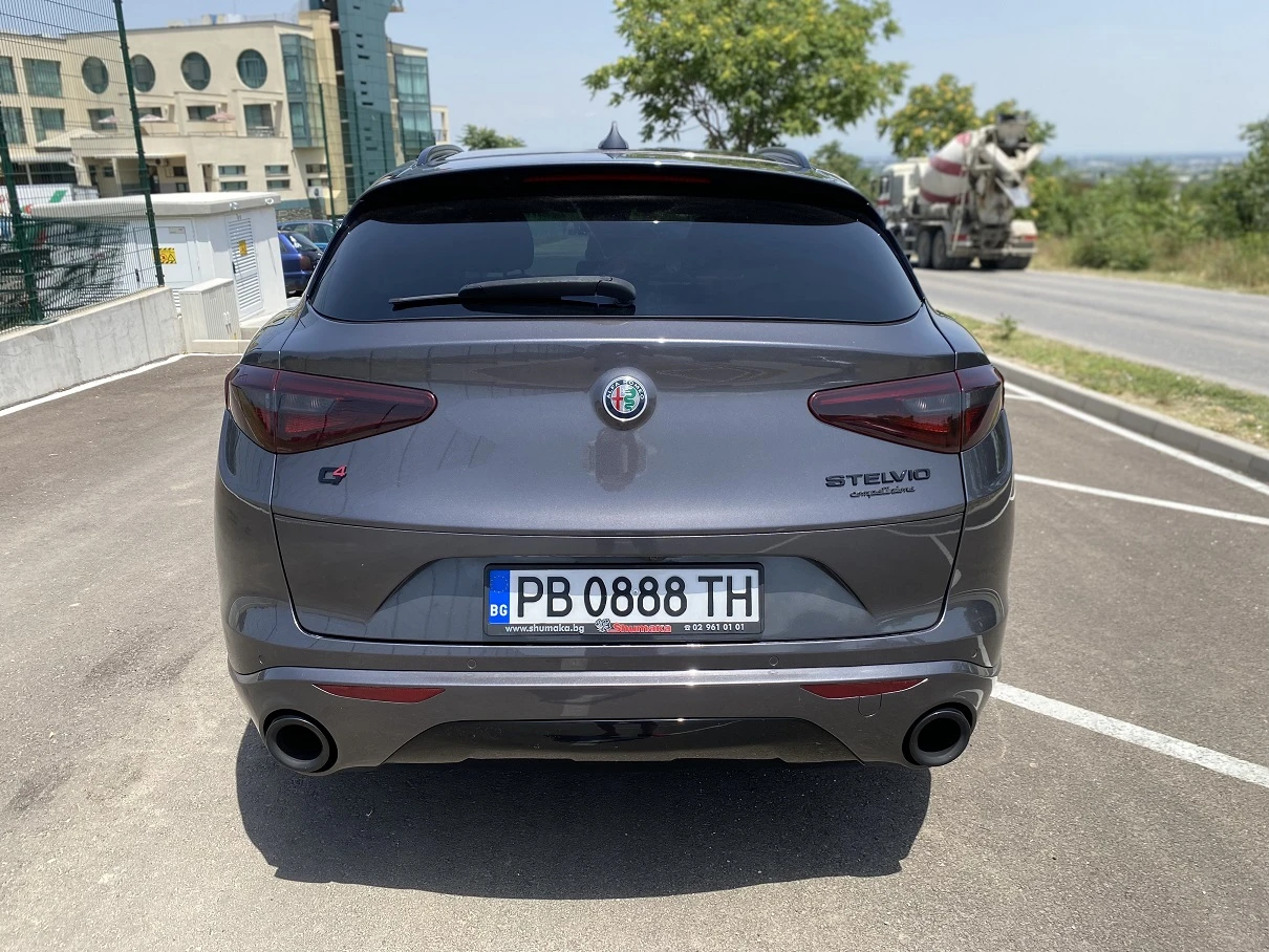 Alfa Romeo Stelvio  - изображение 2