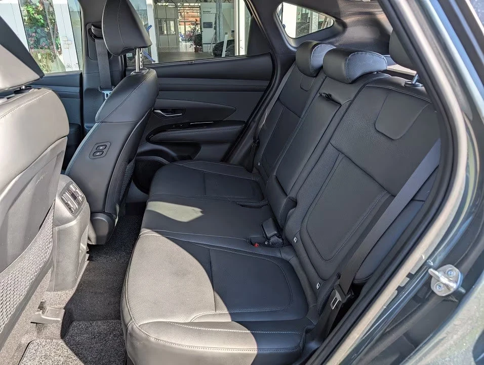 Hyundai Tucson 1.6HEV/215HP/PRIME/2X2/LED/AMBI/CAM/ACC/702v | Mobile.bg   13