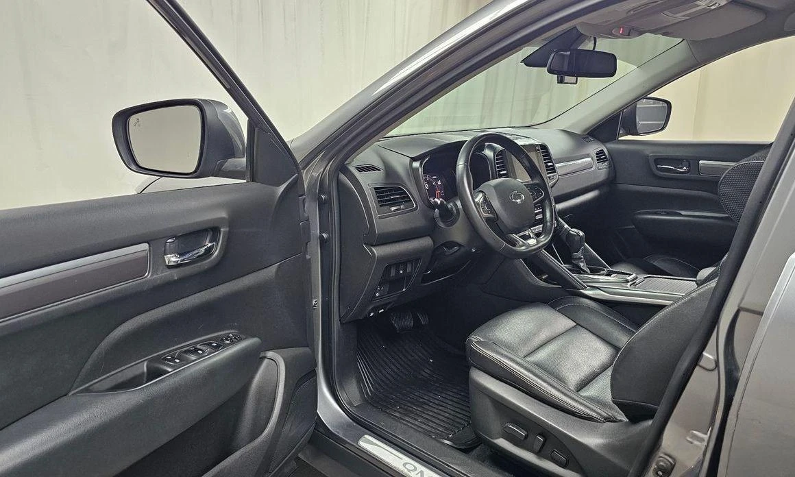 Renault Koleos 2.0 LPe RE 2WD  * НАЙ-ДОБРА ЦЕНА В БЪЛГАРИЯ*  - изображение 10