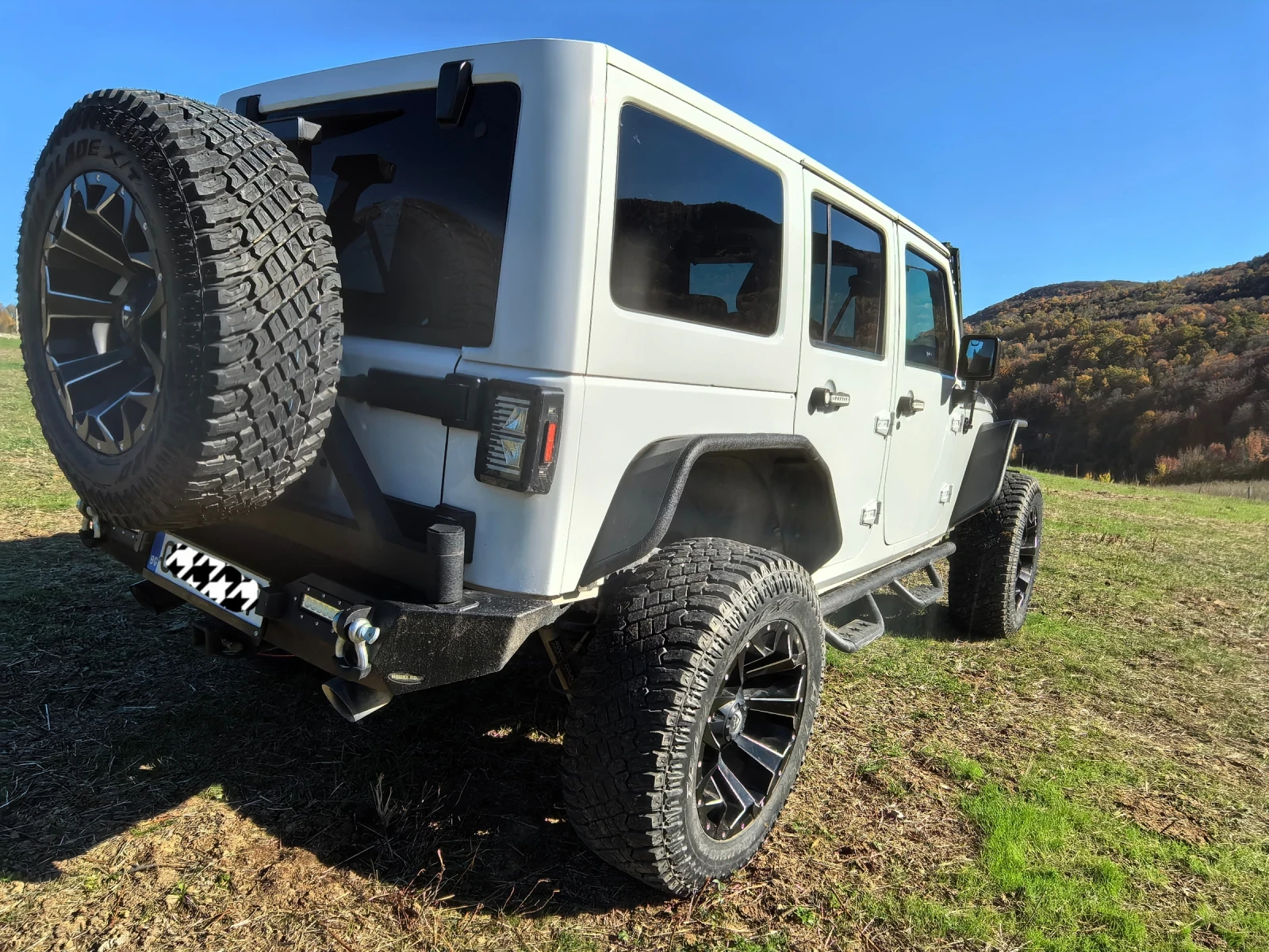 Jeep Wrangler SAHARA | Mobile.bg   2