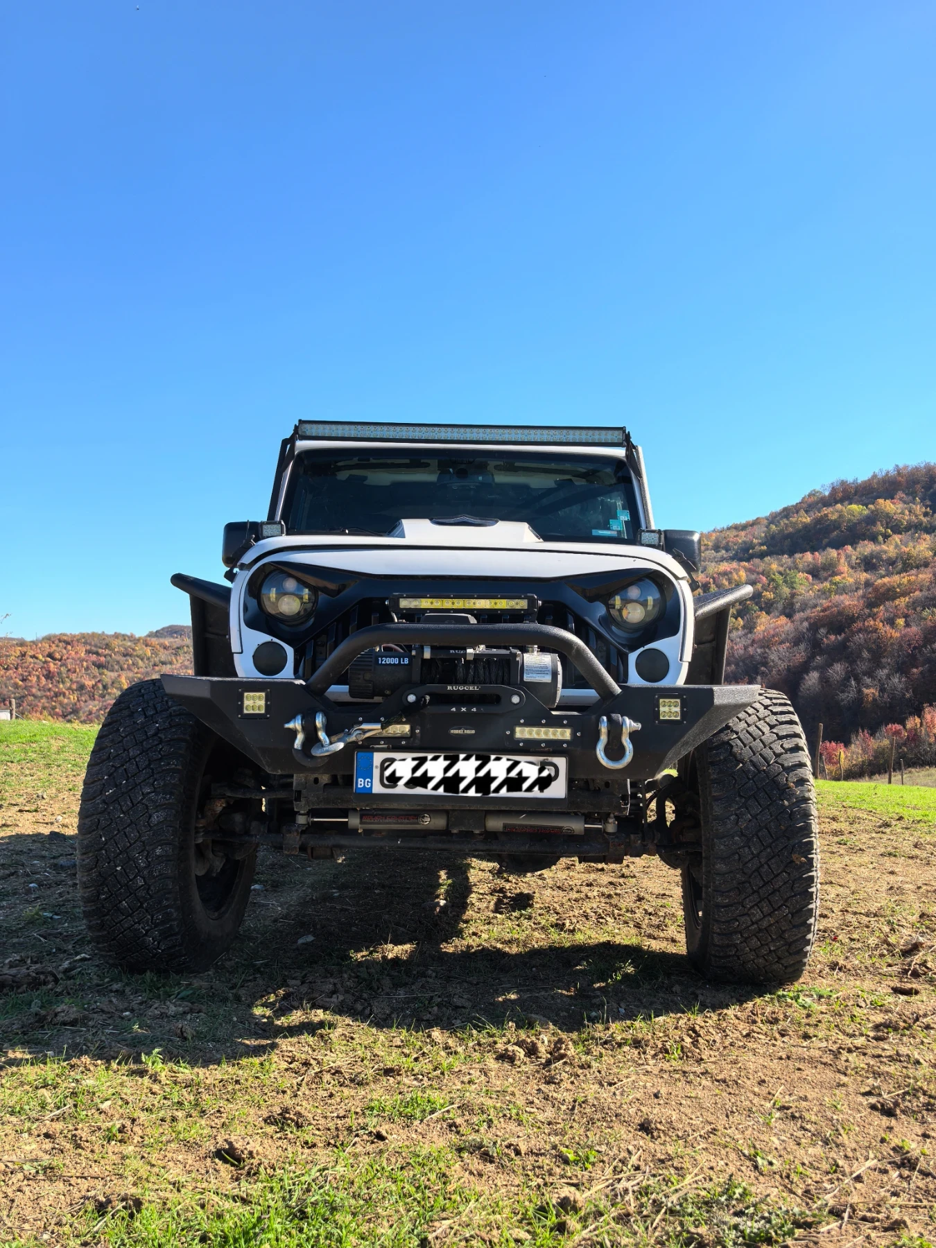 Jeep Wrangler SAHARA | Mobile.bg   4