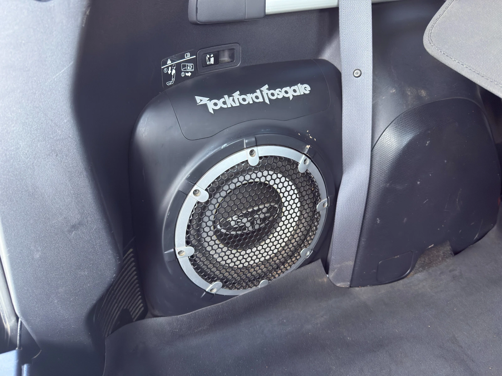 Mitsubishi Outlander 2.0 TDI | Mobile.bg � ����������� 12