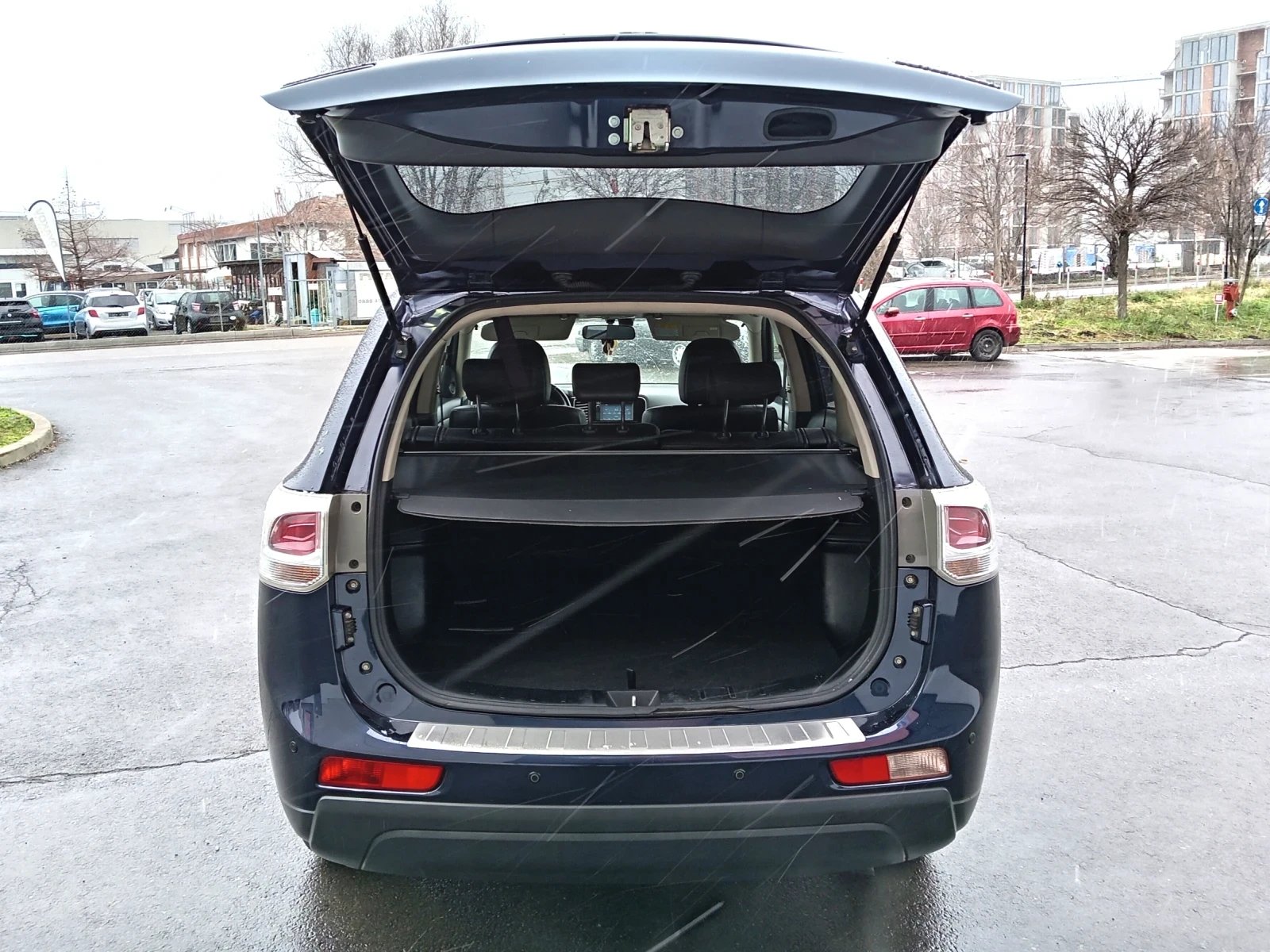 Mitsubishi Outlander 2.0i 150kc automat 4x4 | Mobile.bg � ����������� 12