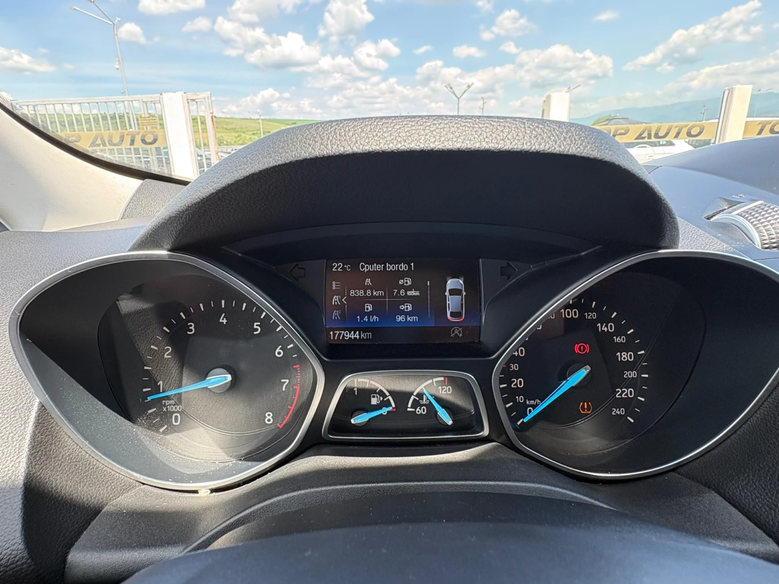 Ford Kuga, снимка 12 - Автомобили и джипове - 53224279