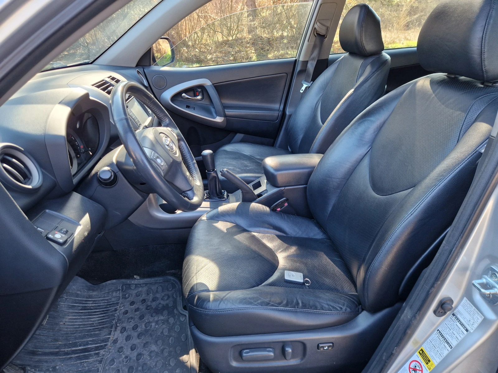 Toyota Rav4 GPL 4X4 Подгрев, снимка 8 - Автомобили и джипове - 53738419