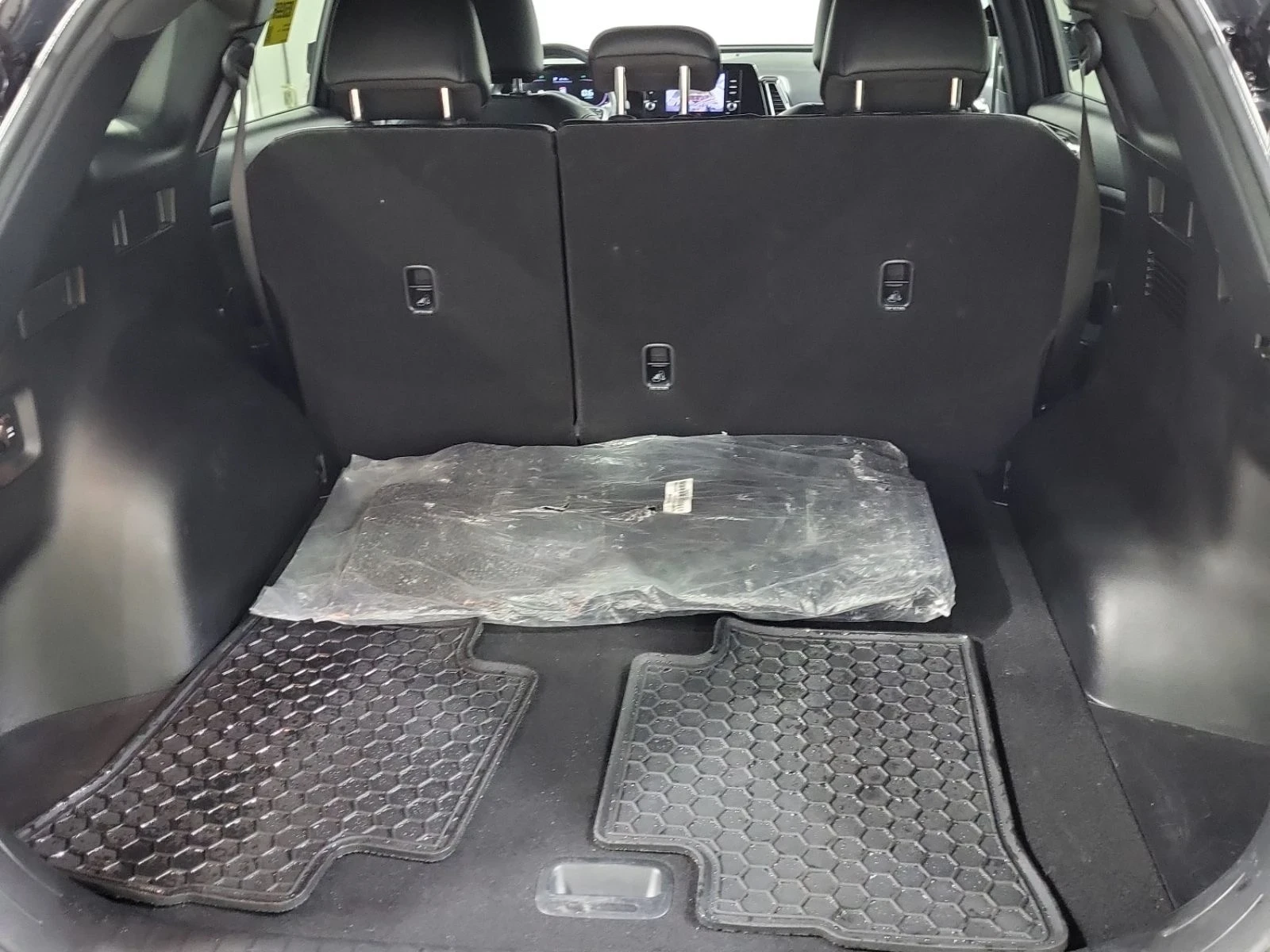 Kia Sportage X-LINE 4D UTILITY AWD* Подгрев* CarPlay* Keyless* , снимка 13 - Автомобили и джипове - 53858277