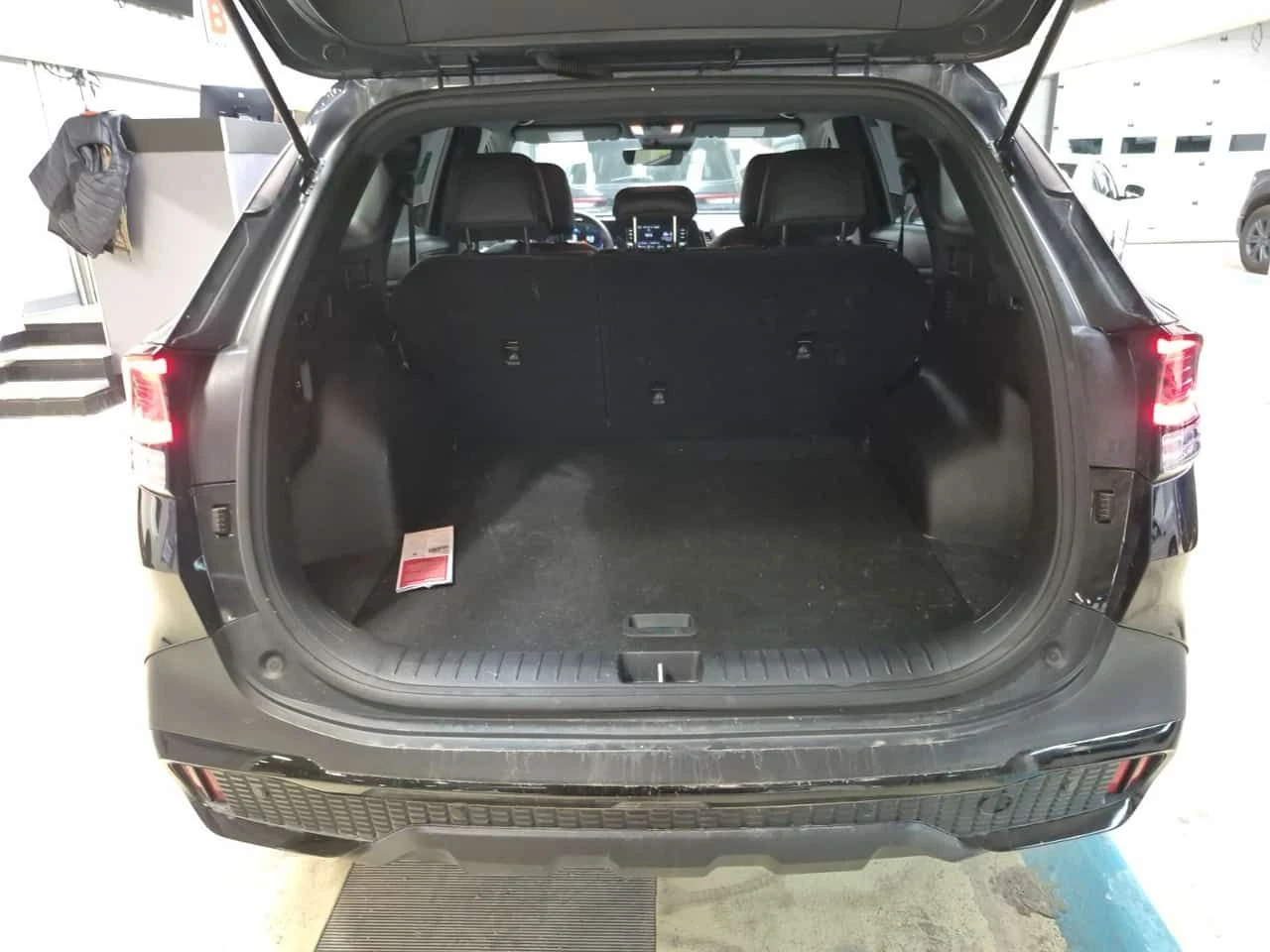 Kia Sportage * X LINE * CARFAX * ЦЕНА ДО БГ, снимка 14 - Автомобили и джипове - 54082598