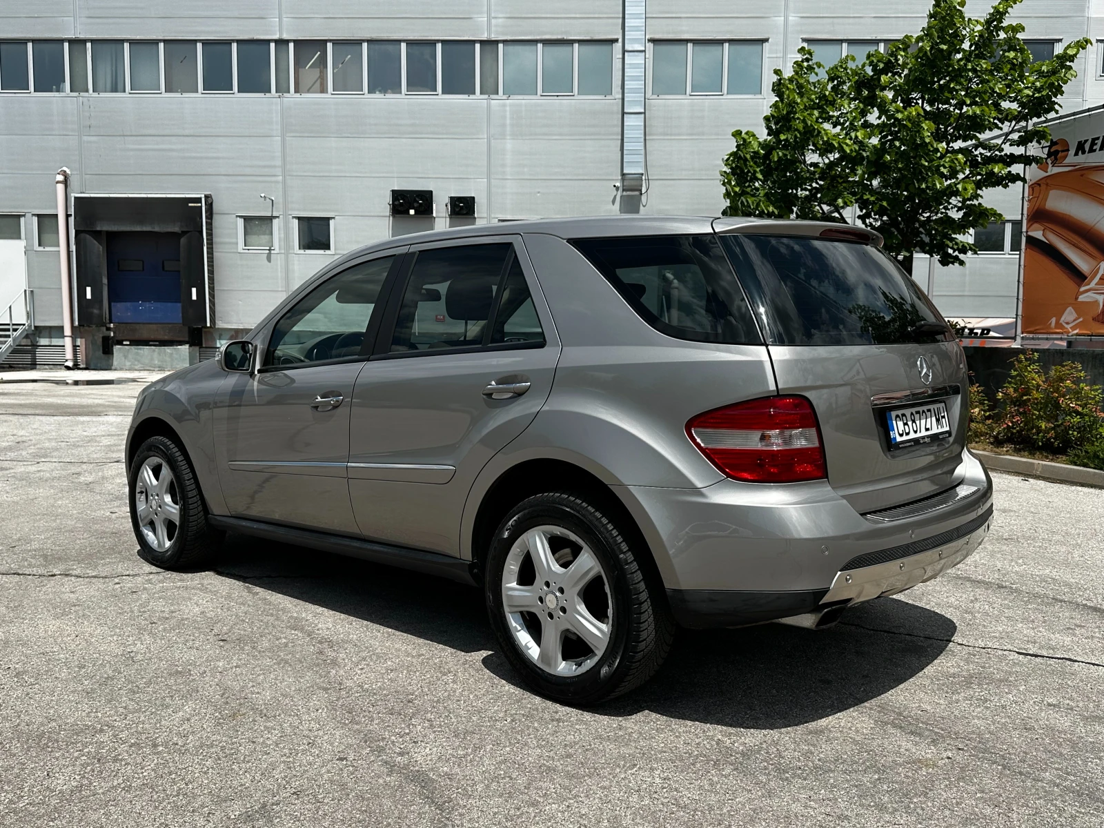 Mercedes-Benz ML 500 5.5i 388 к.с./4matic, снимка 3 - Автомобили и джипове - 54630938