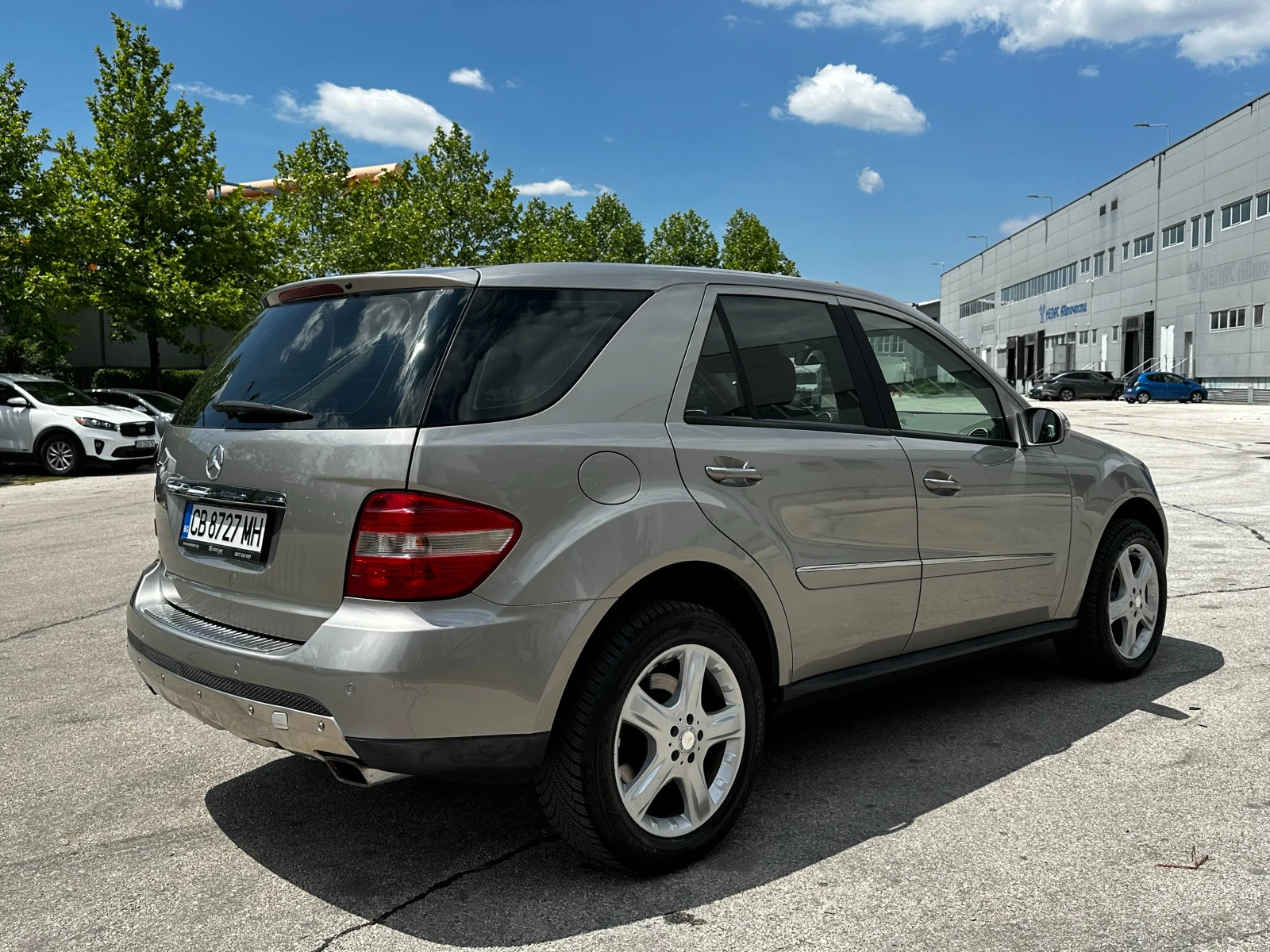 Mercedes-Benz ML 500 5.5i 388 к.с./4matic, снимка 4 - Автомобили и джипове - 54630938